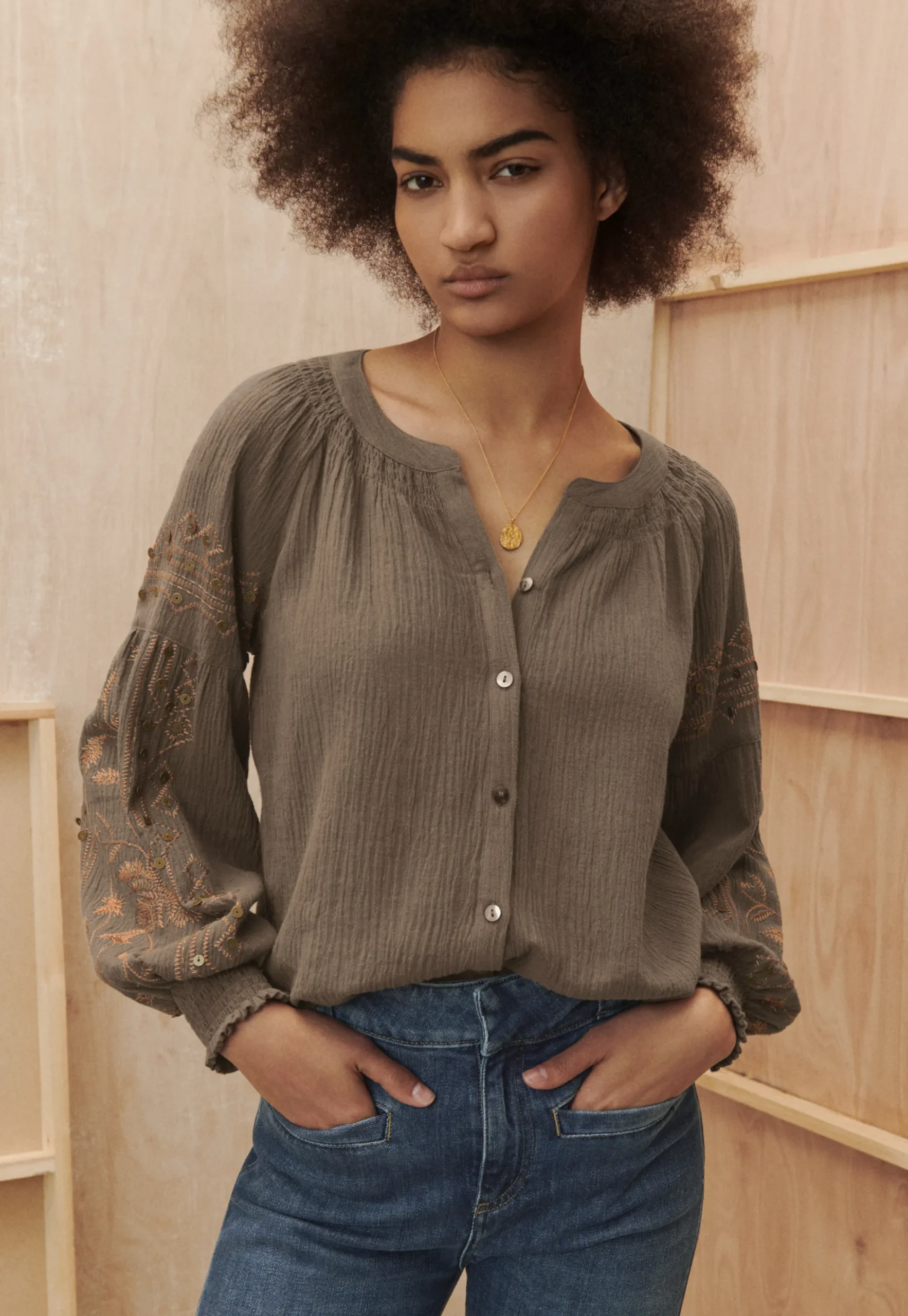 Embroidered Blouse*Wrap London Flash Sale
