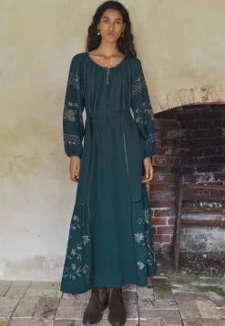 Embroidered Maxi-Dress*Wrap London Shop