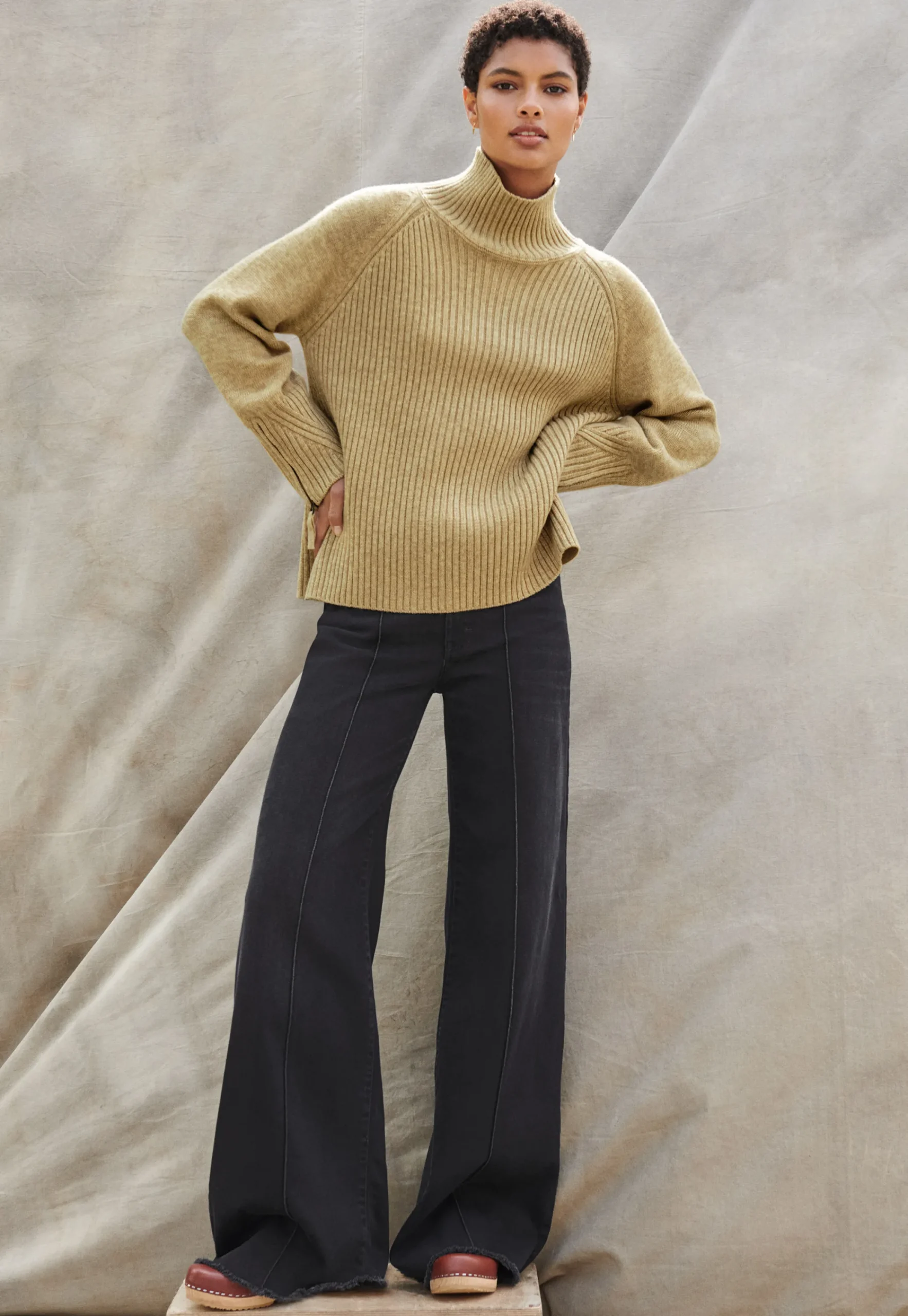 Flared Jeans*Wrap London Online