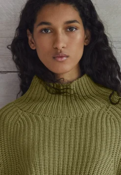 High-Neck Sweater*Wrap London Sale