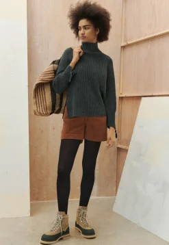 Jumbo-Cord Shorts*Wrap London Discount