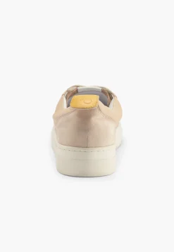 Lace-Up Trainers*Wrap London Best