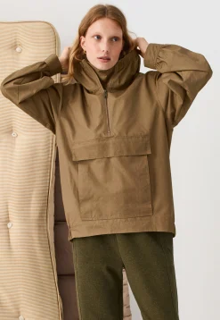Overhead Jacket*Wrap London Sale