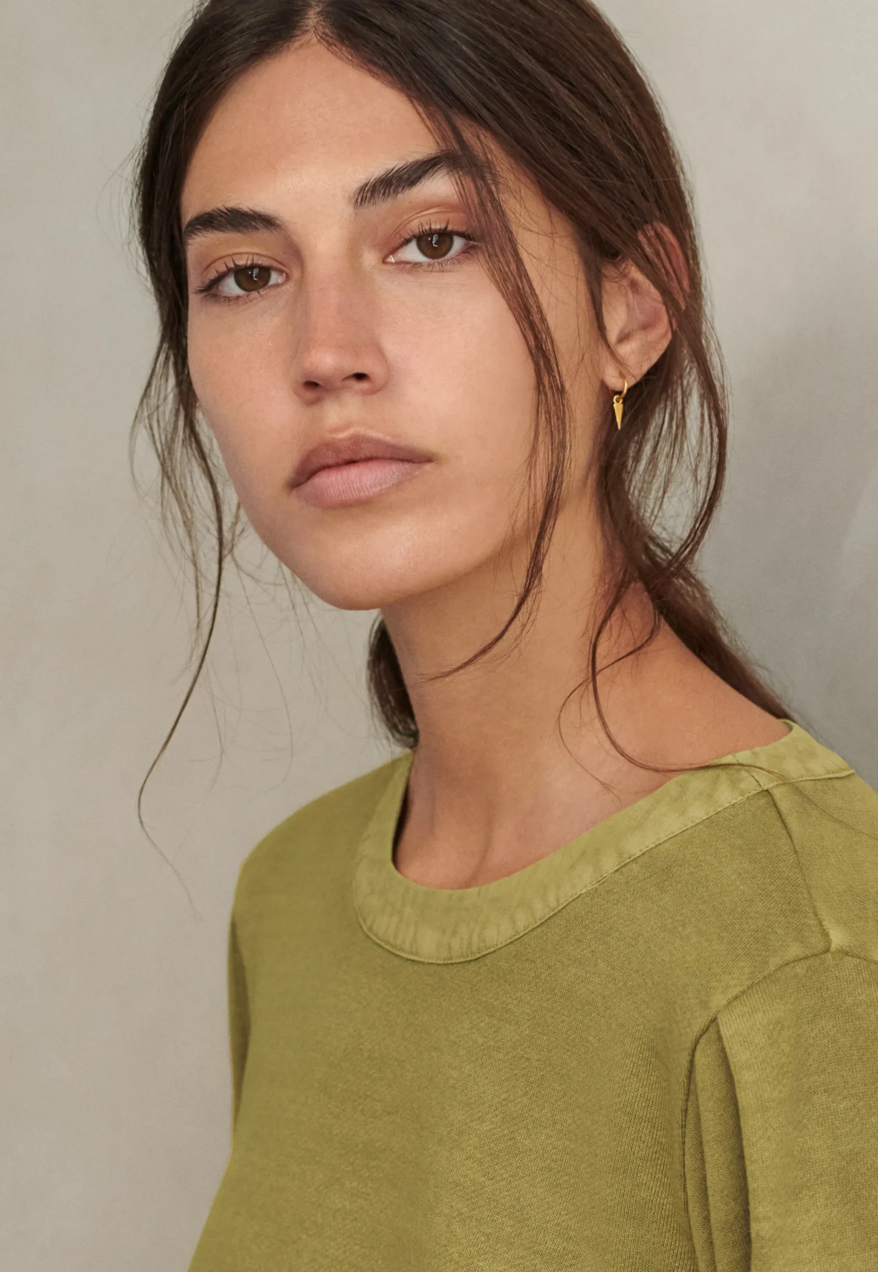 Round-Neck Sweatshirt*Wrap London Hot