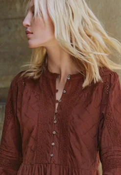Schiffli Dress*Wrap London Discount