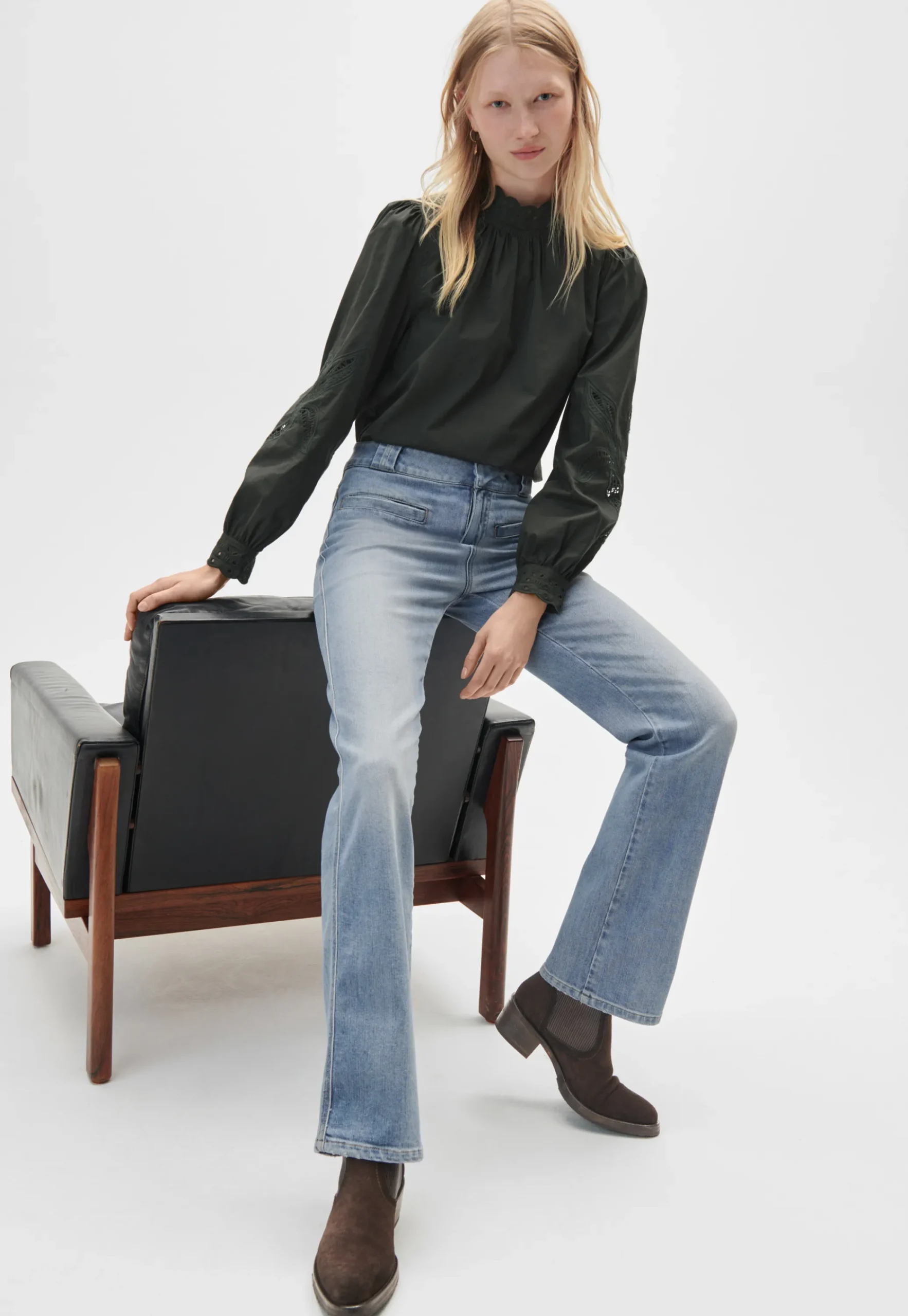 Straight-Leg Jeans*Wrap London Best