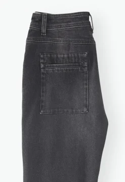 Tapered Jeans*Wrap London Store