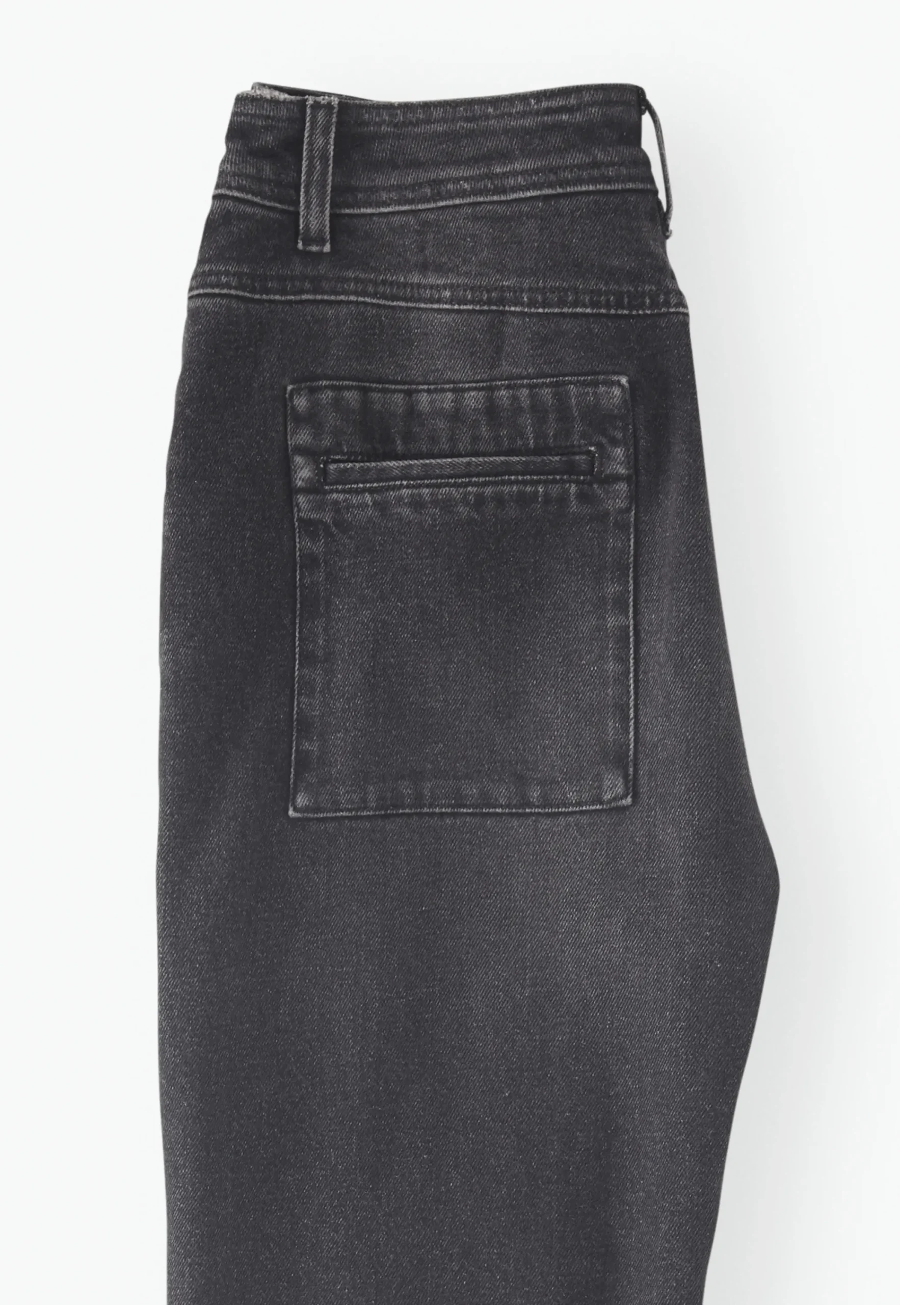 Tapered Jeans*Wrap London Store
