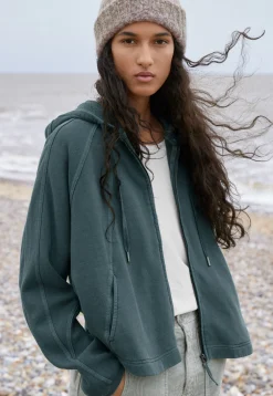 Zip-Up Hoodie*Wrap London Best